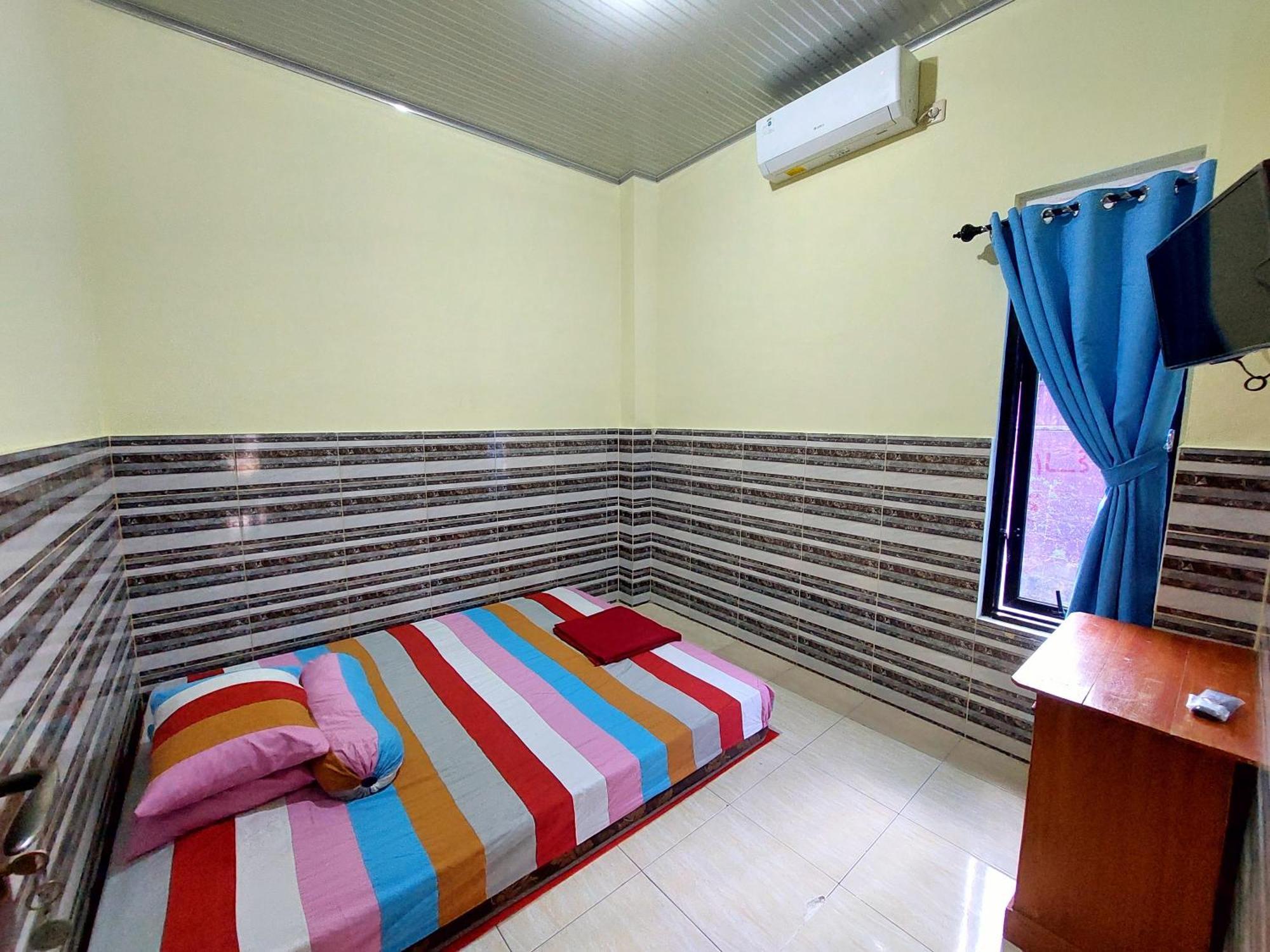 Griya Tugu Jogja Syariah Hotel Yogyakarta Exterior photo